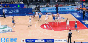 攻防建功！徐昕防守端大帽李炎哲 随后拼下前场板单打李炎哲命中